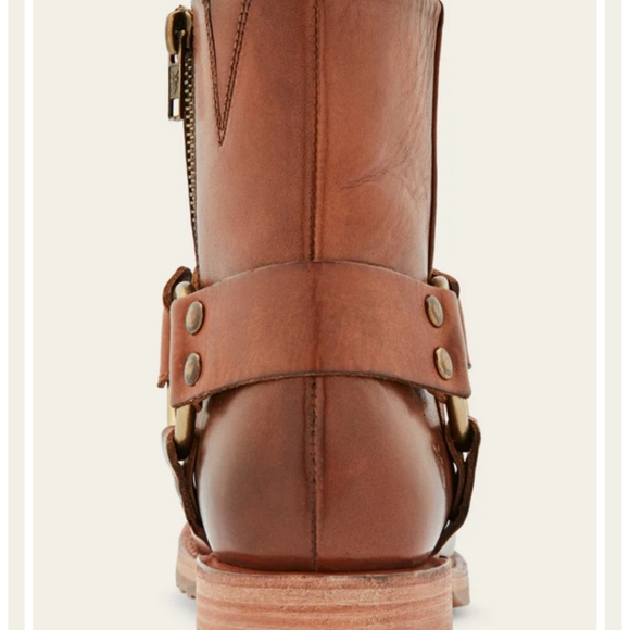 Frye Veronica Short Harness Boot, Brown, Size 8 - Picture 3 of 6